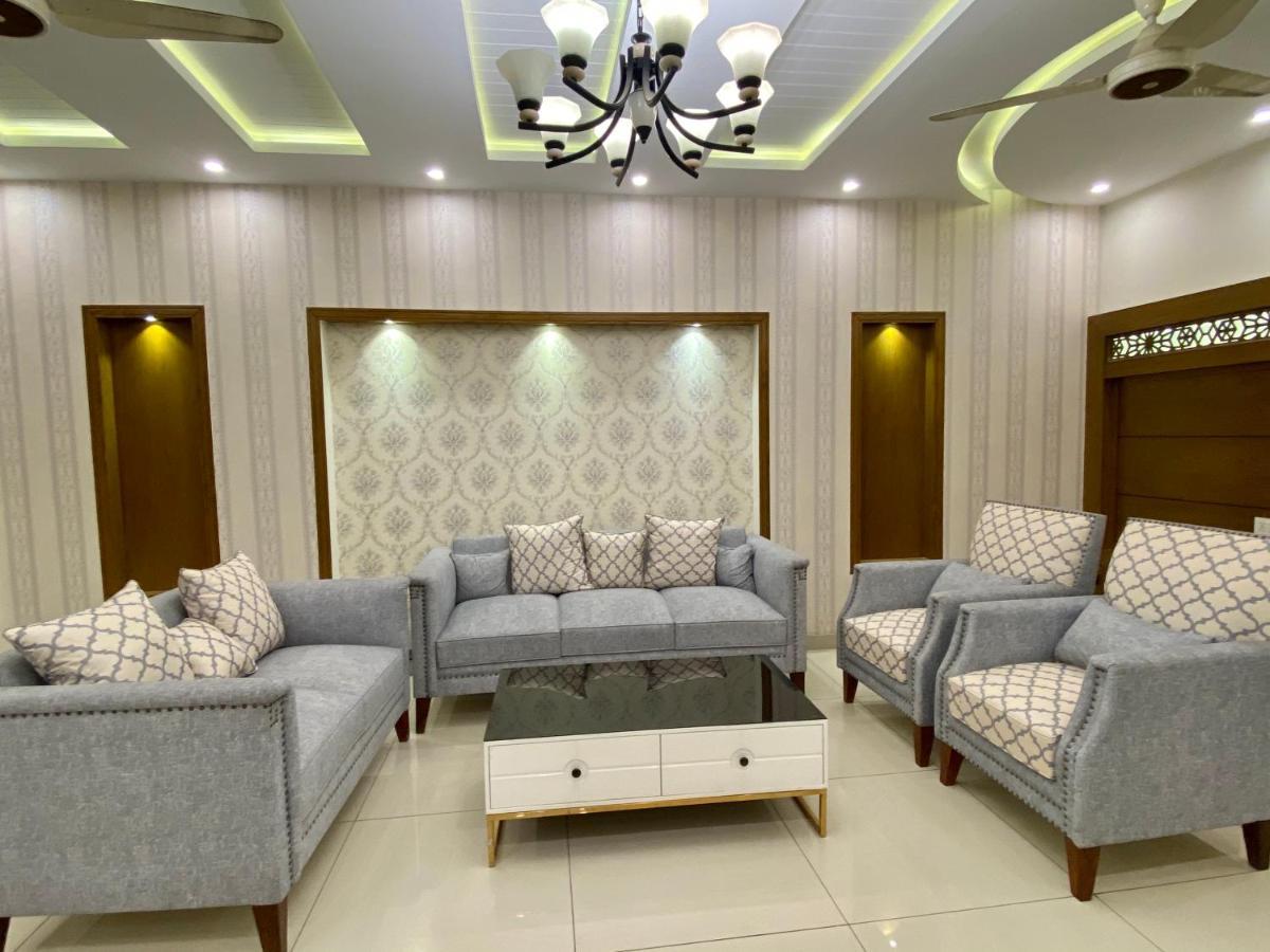 Luxury Guest House In Bahria Town Rawalpindi Exterior foto