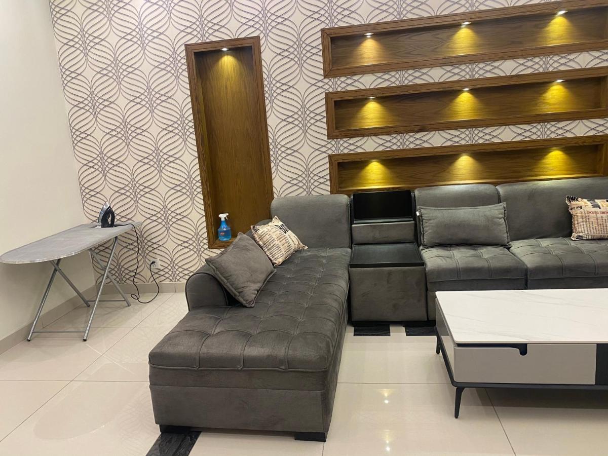 Luxury Guest House In Bahria Town Rawalpindi Exterior foto