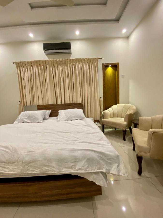 Luxury Guest House In Bahria Town Rawalpindi Exterior foto